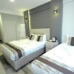Guler Palas Hotel Vefa Istanboel